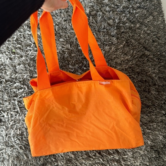 Baggallini orange carry all nylon tote large with pink lining - Picture 6 of 14